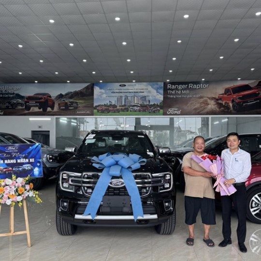 giao xe ford ninh bình